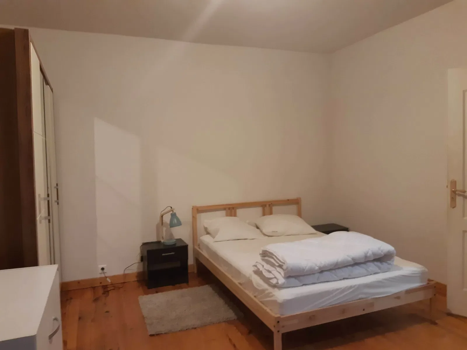 Room Rue de l'Église in Reuil-sur-Brêche