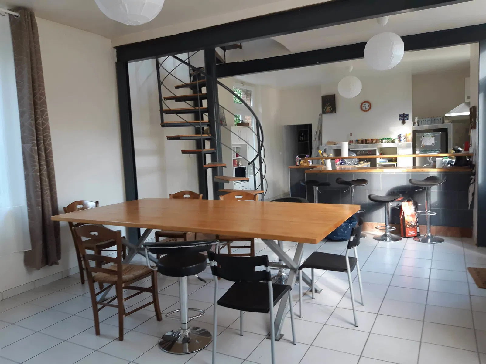 Room Rue de l'Église in Reuil-sur-Brêche