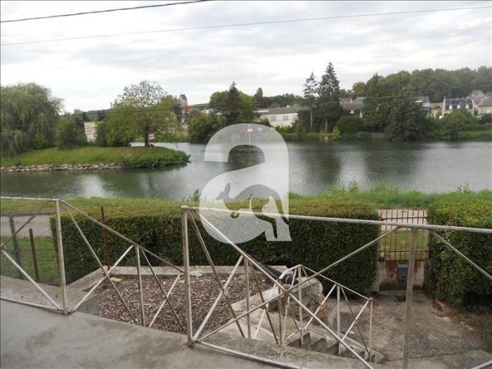 Flat Rue de Presles in Vic-sur-Aisne
