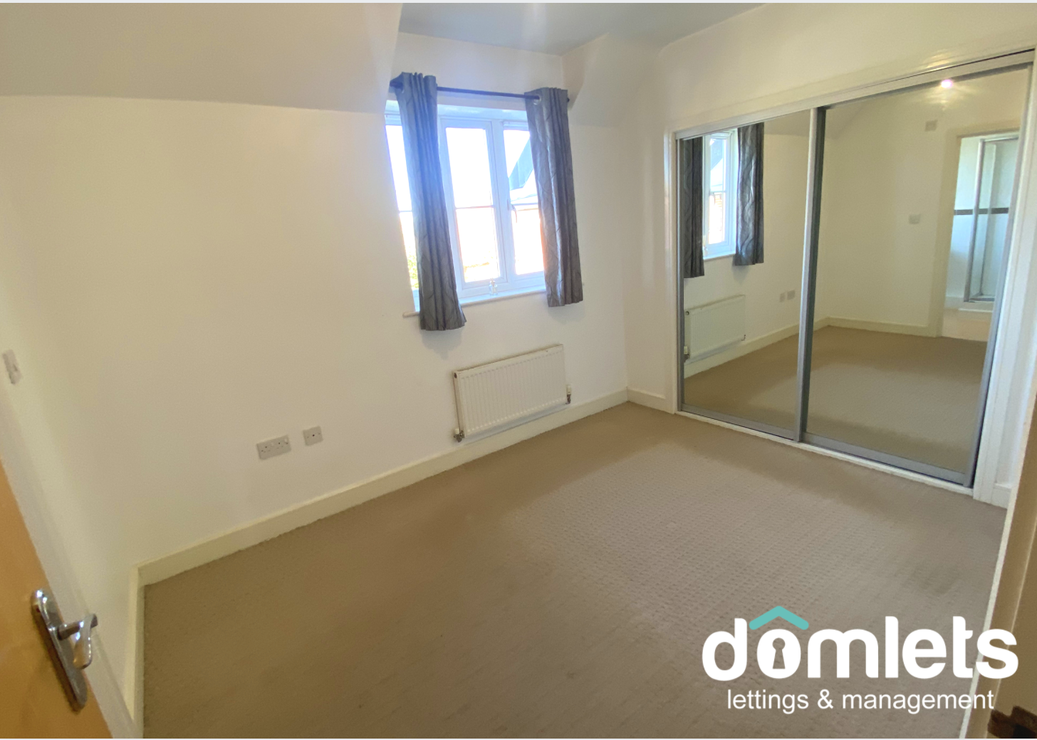 Flat Lindisfarne Court in Widnes