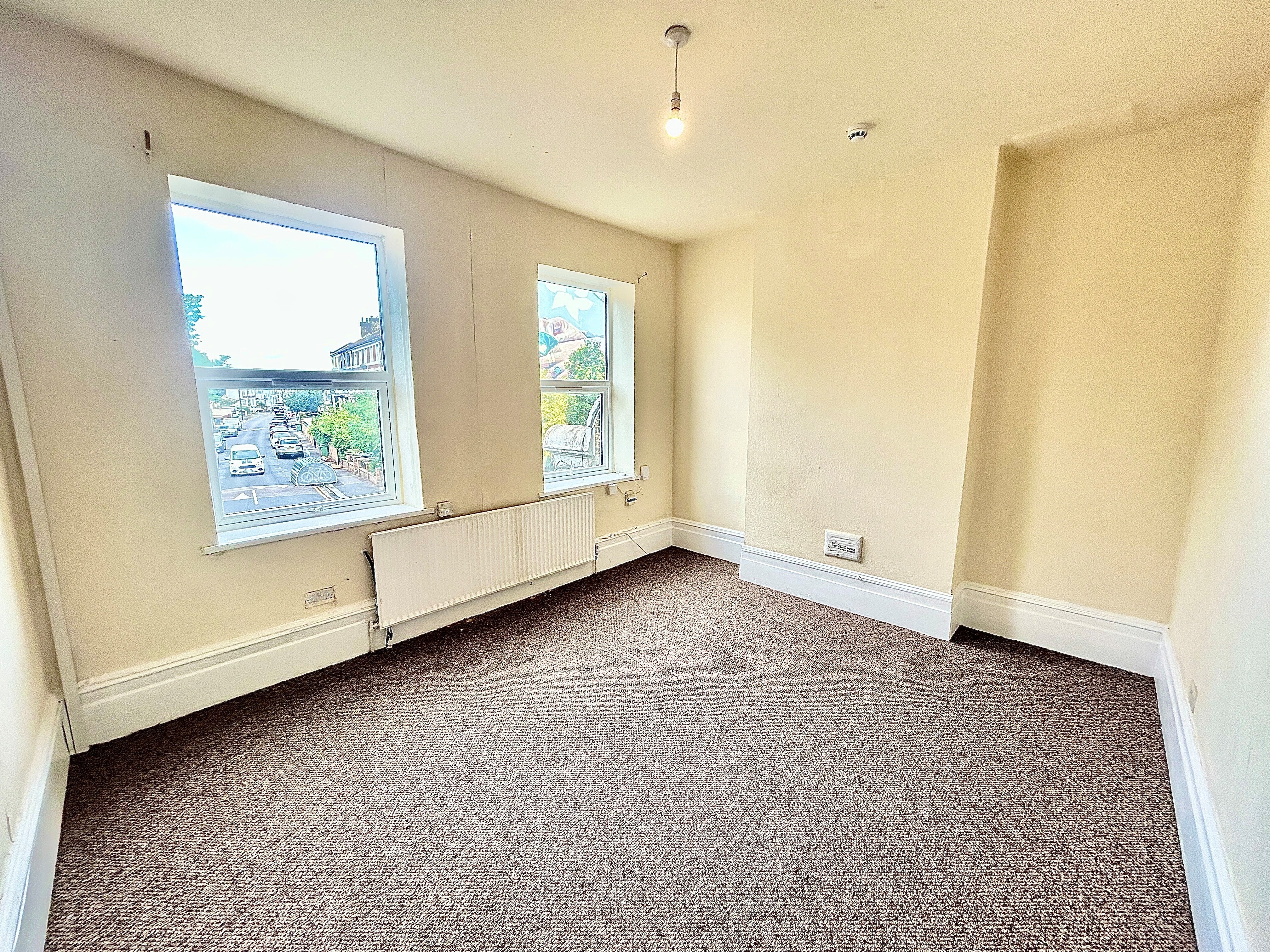 Flat High Road Leyton in Greater London