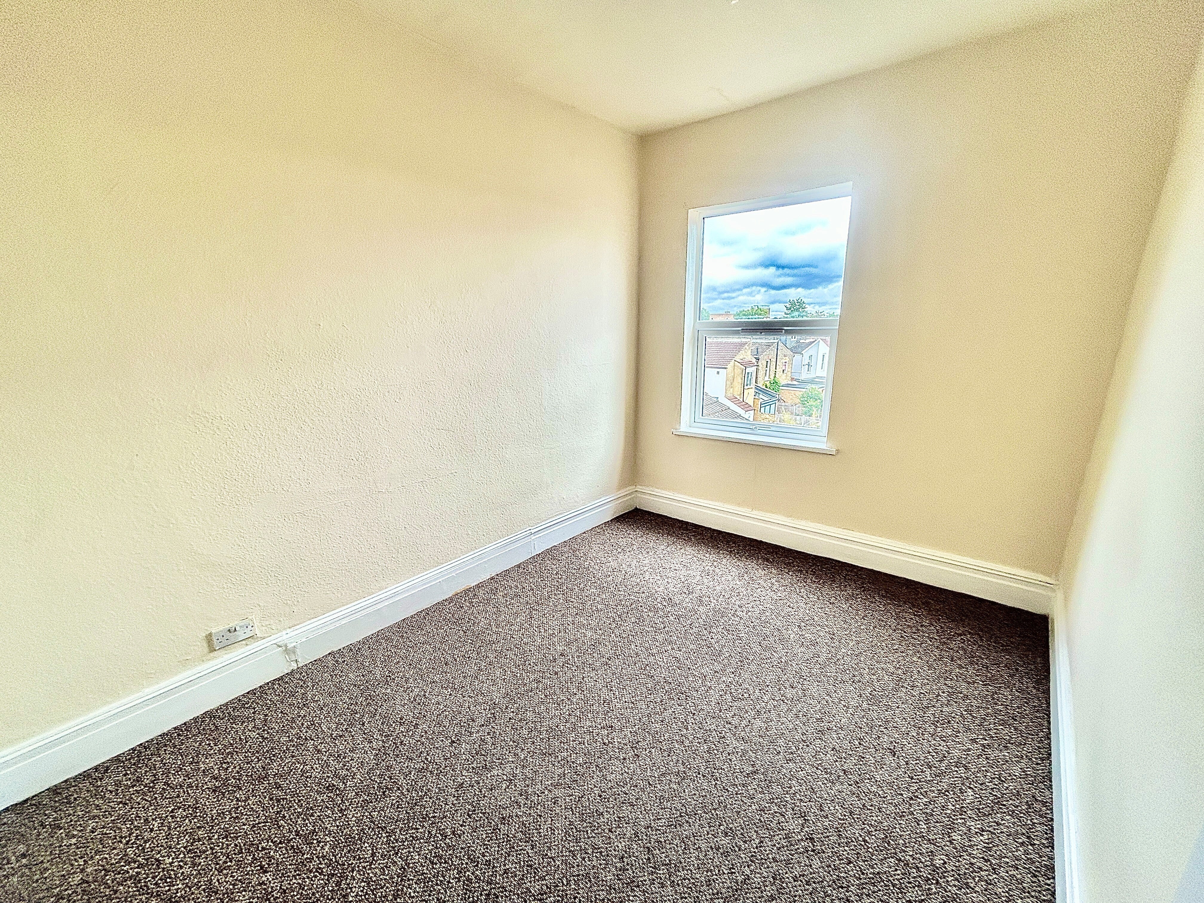 Flat High Road Leyton in Greater London
