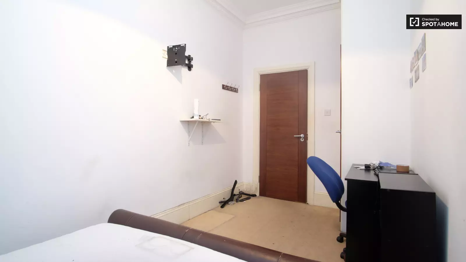 Room Park Road in City of Westminster