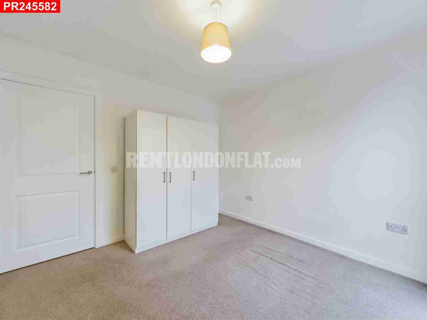 House Bath Road in Taplow