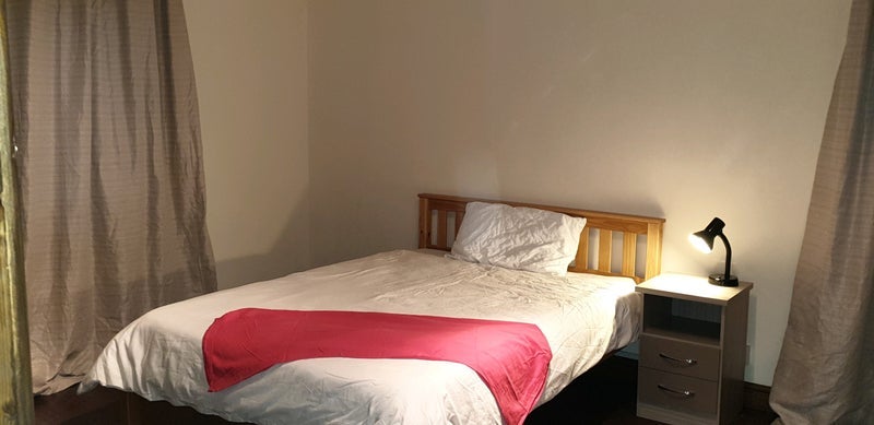 Room Clarence Road in Chesterfield