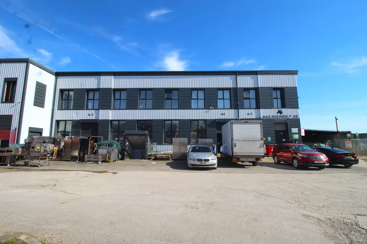 Flat Honeywell Lane in Chadderton
