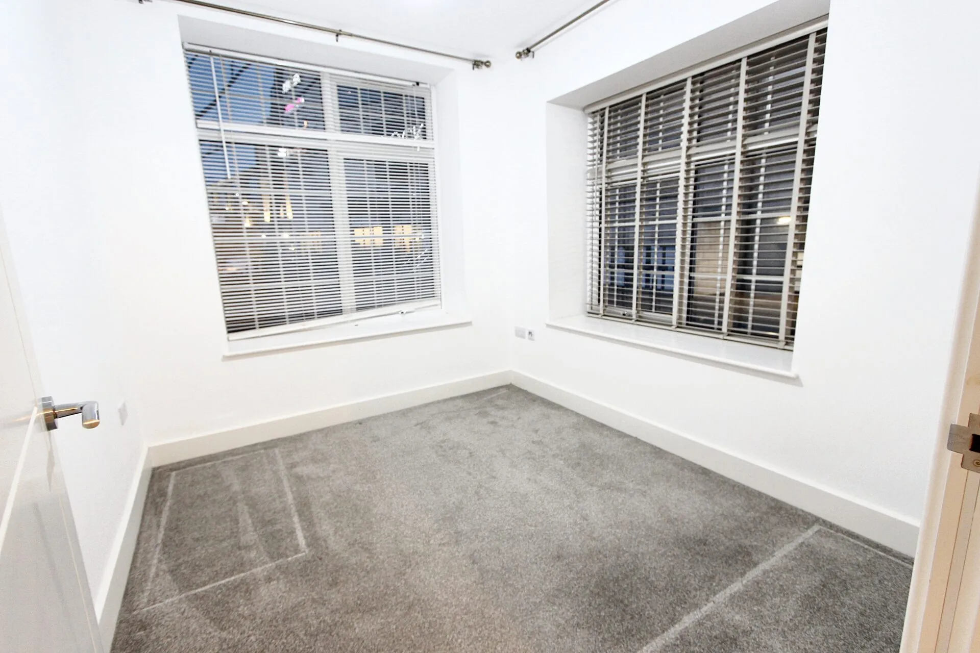 Flat Barker Road in Maidstone