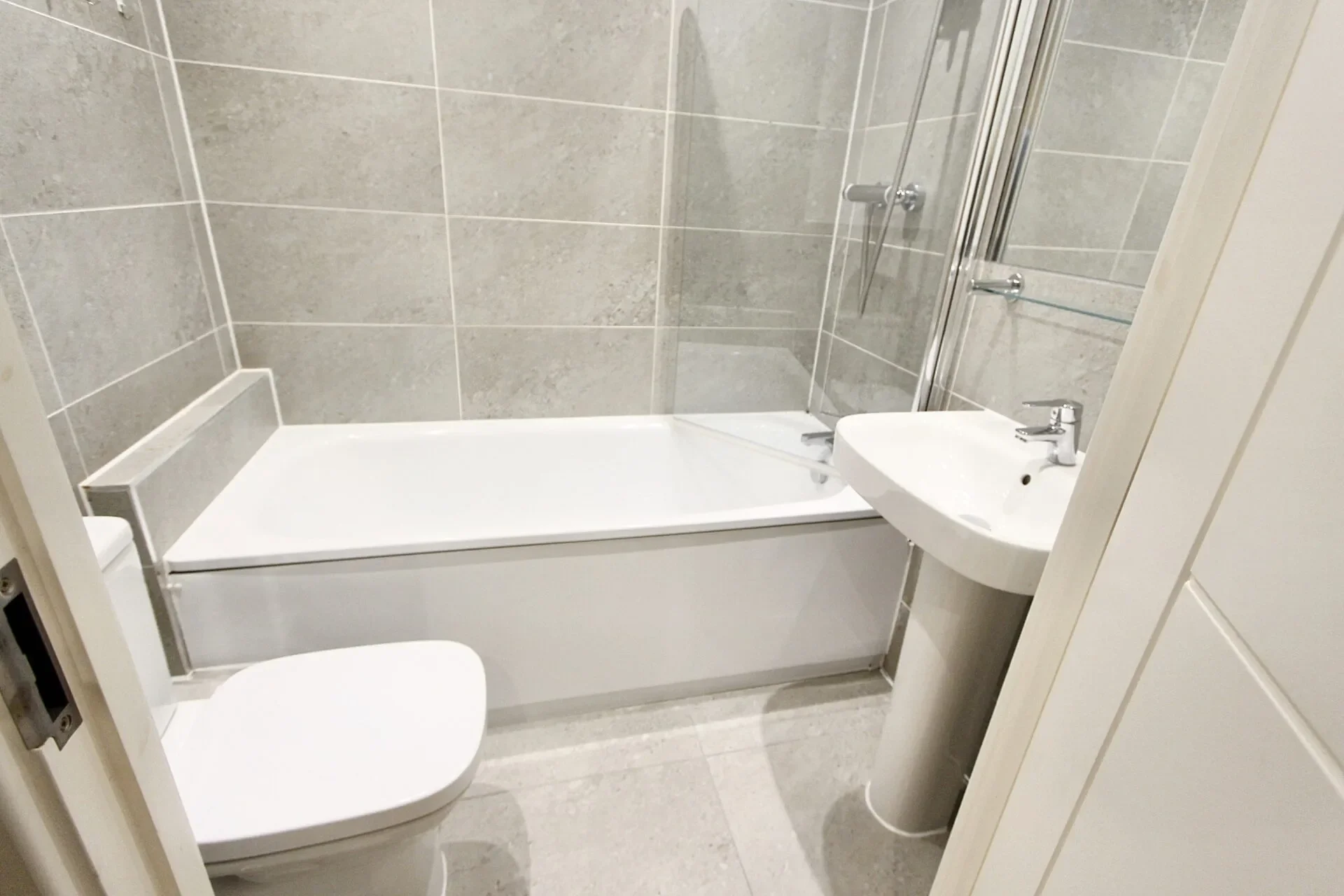 Flat Barker Road in Maidstone