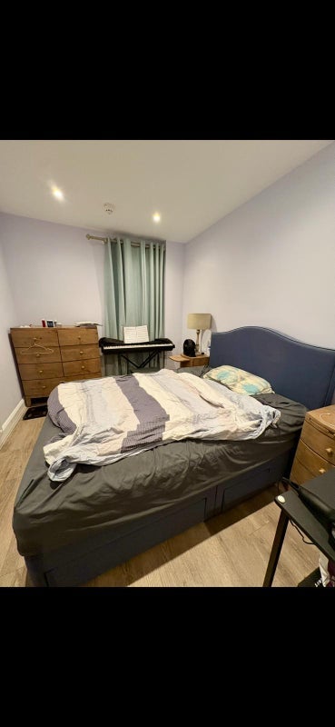 Room Barry Blandford Way in Greater London