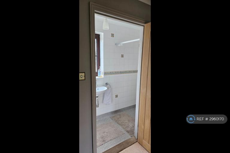 Room Buckenham Road in Breckland District