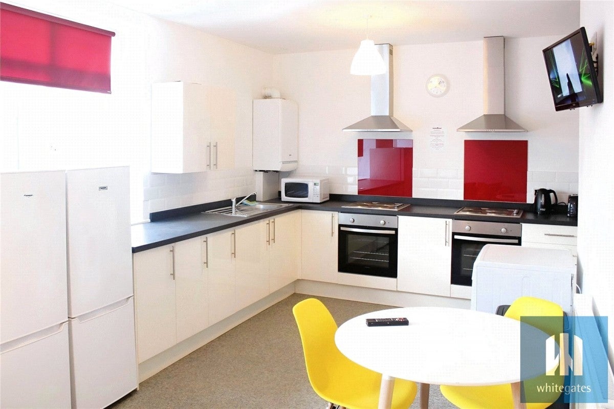 Room Firth Street in Kirklees