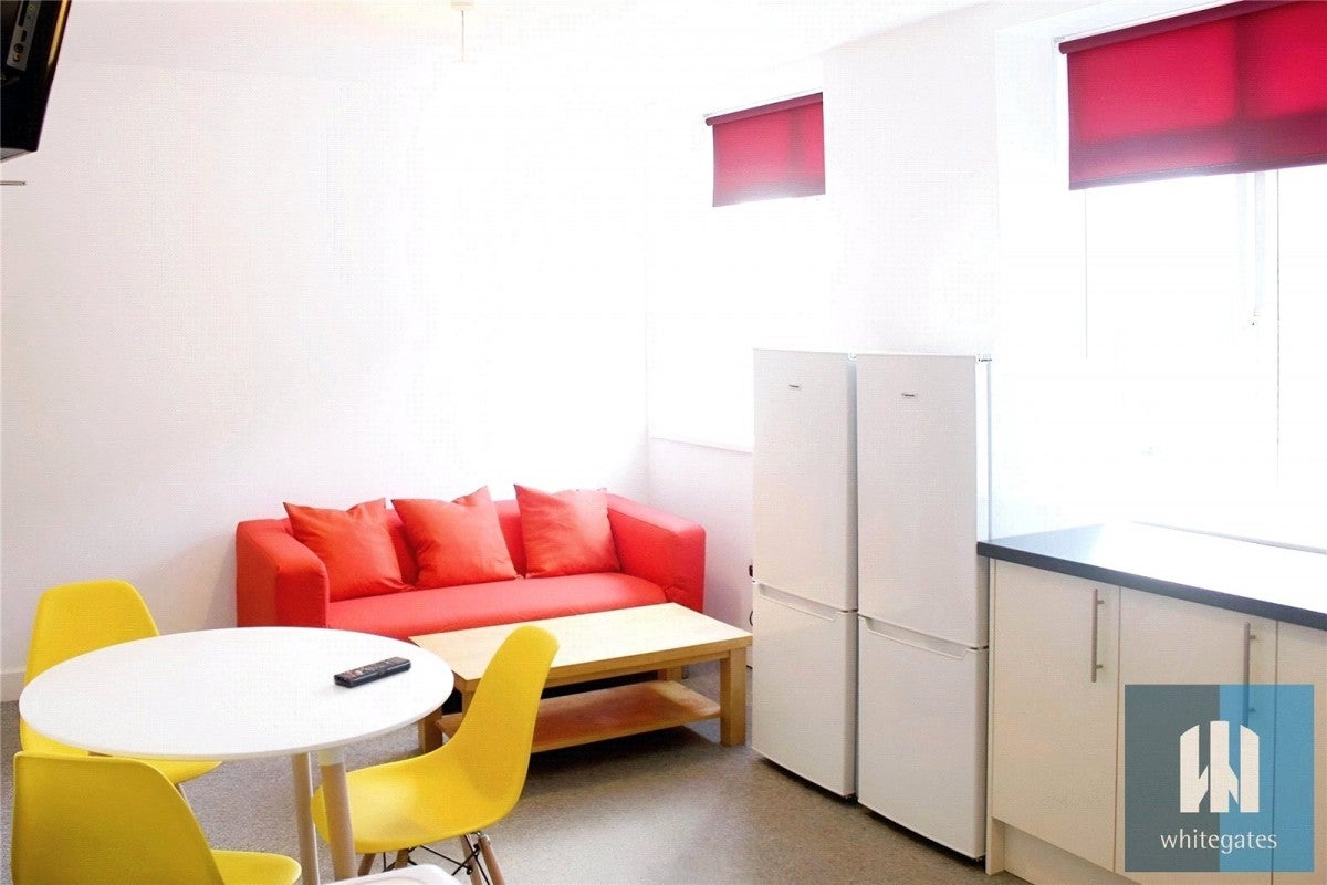 Room Firth Street in Kirklees