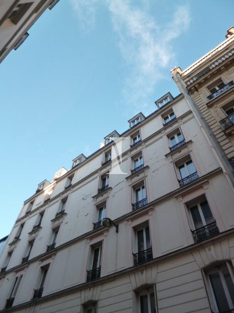 Appartement Rue de Nemours à Paris