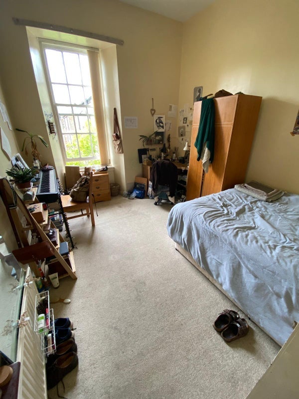 Room Carnarvon Street in Glasgow