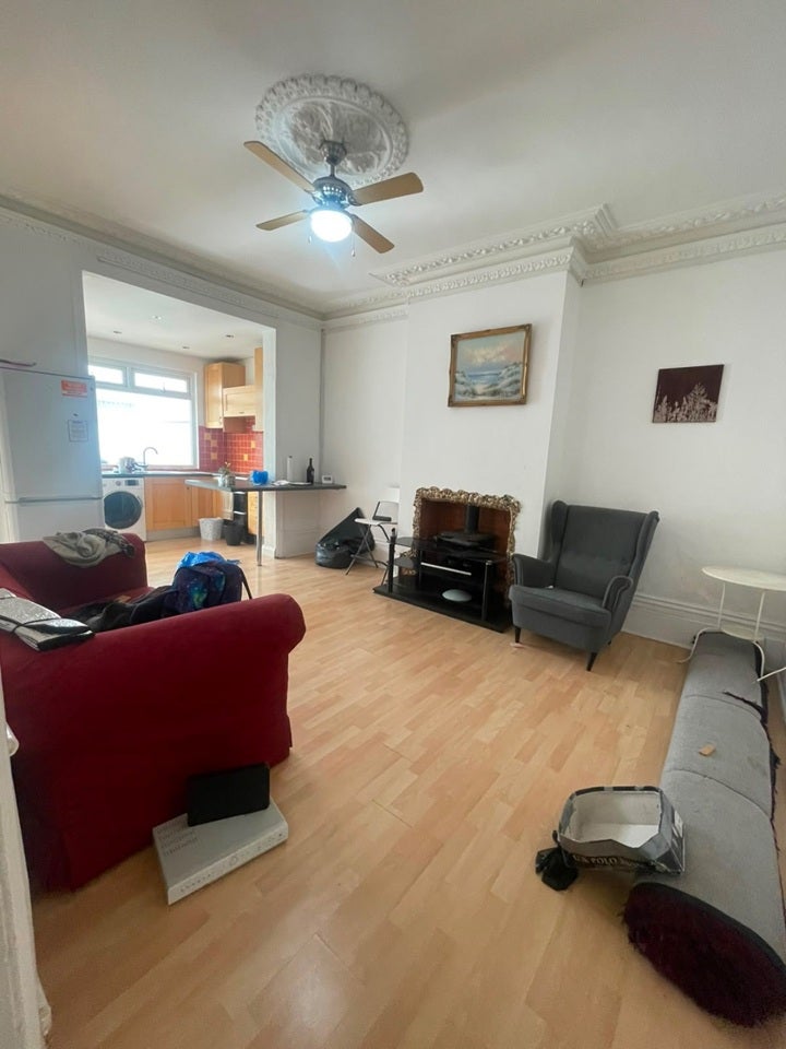 Flat Cameron Road in Greater London