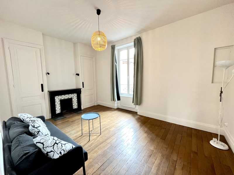 Appartement Rue Charton à Oullins-Pierre-Bénite