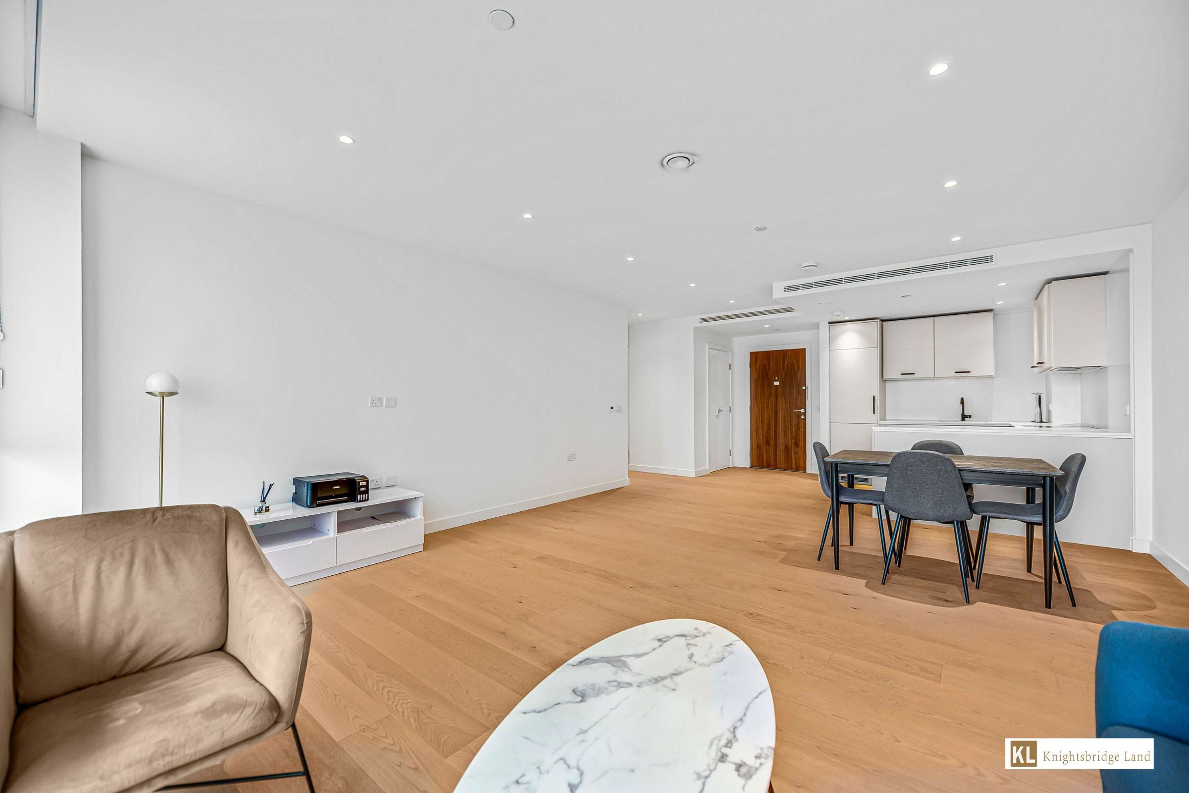 Flat Gough Street in Greater London