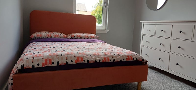 Room Stenhouse Street West in City of Edinburgh