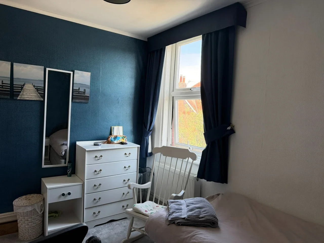 Room Morley Road in Southport