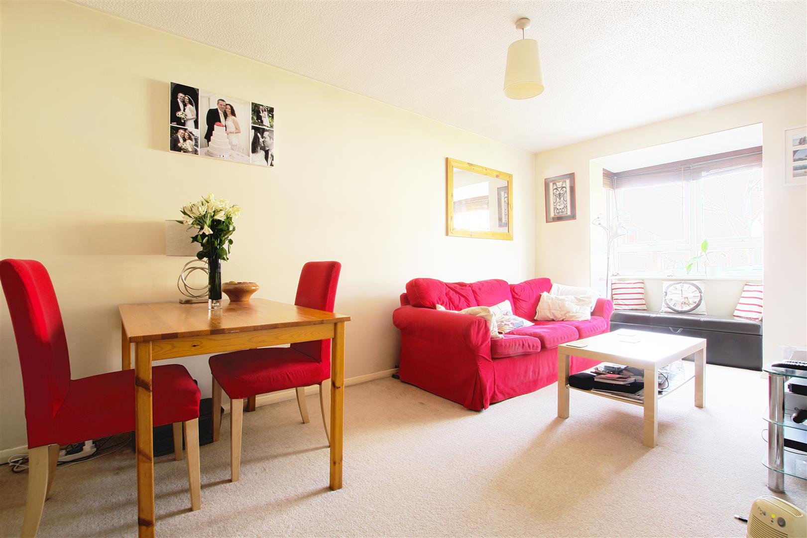 Flat Venetia Road in Greater London