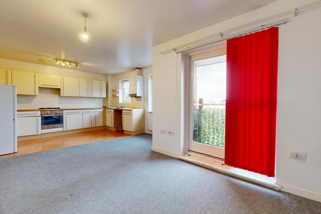 Flat Hever Gardens in Ashford