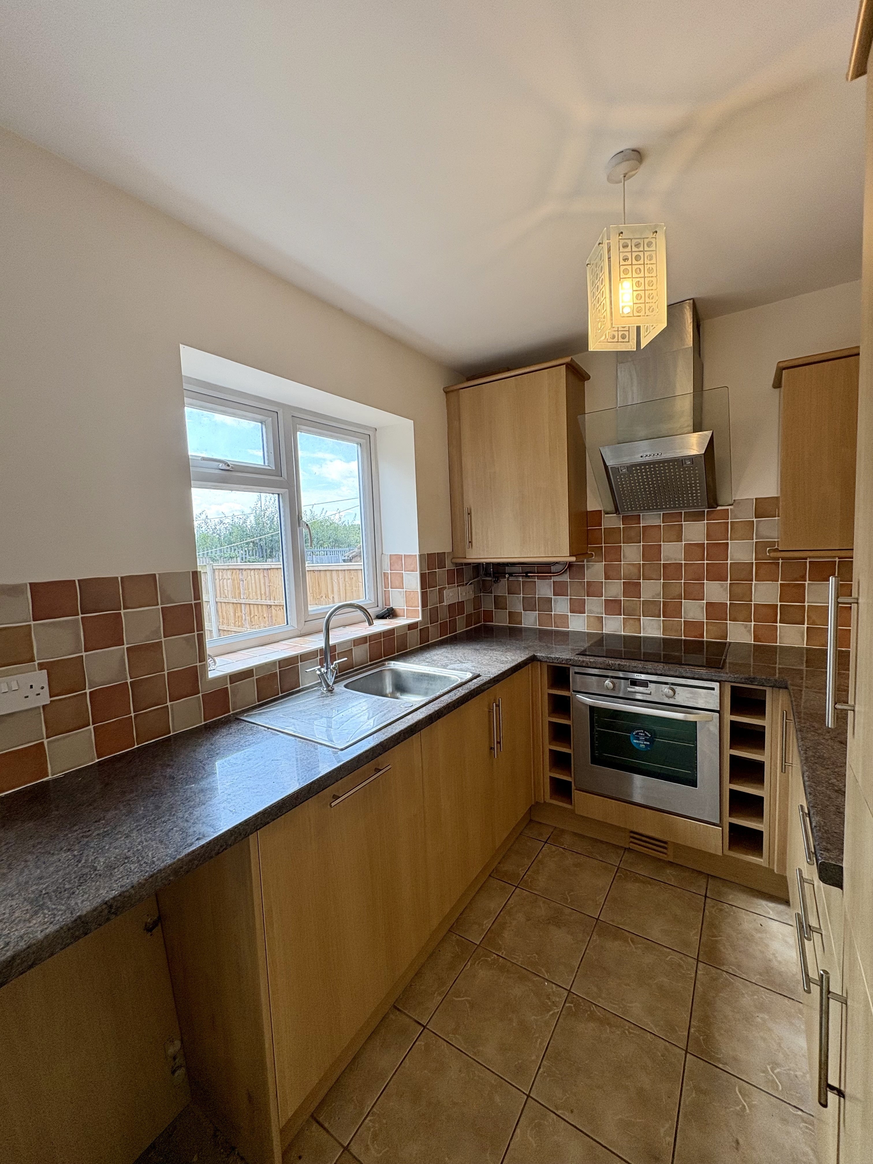 Flat Westlands Close in Neston