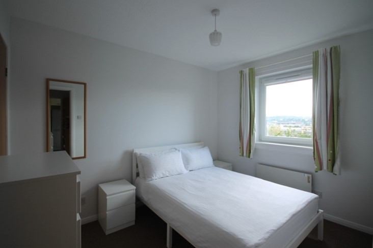 Room Bryson Road in City of Edinburgh