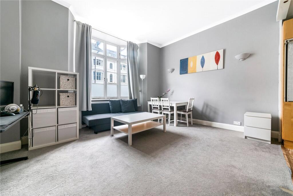 Flat Gloucester Terrace in City of Westminster