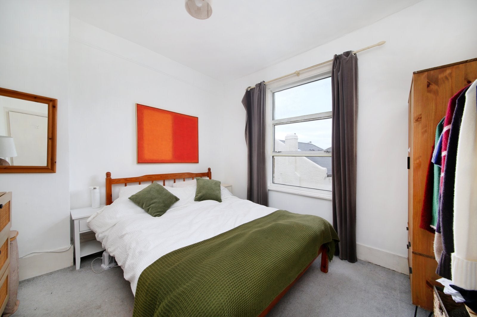 Flat Balham High Road in Greater London
