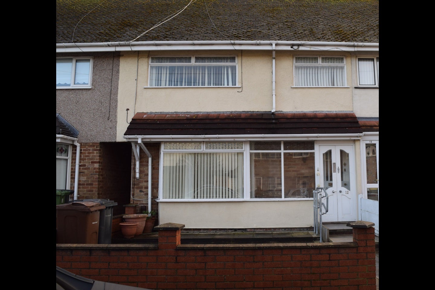 House Larchfield Road in Thornton