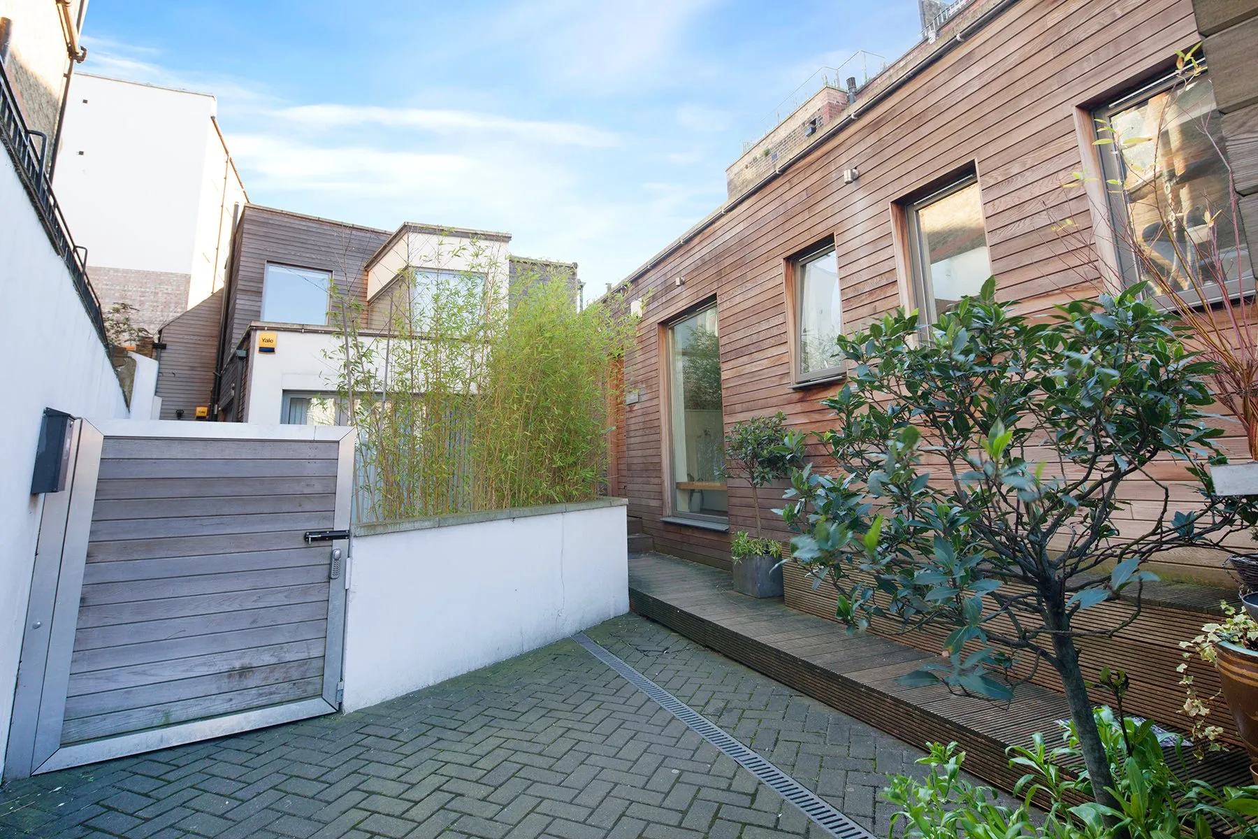 House Finchley Road in Greater London