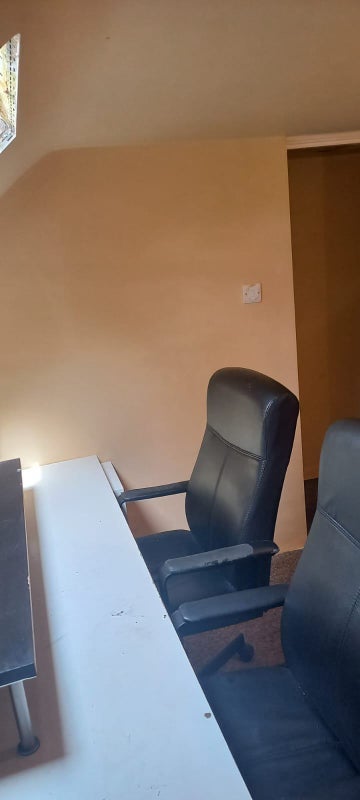 Room Broughton Road in Greater London