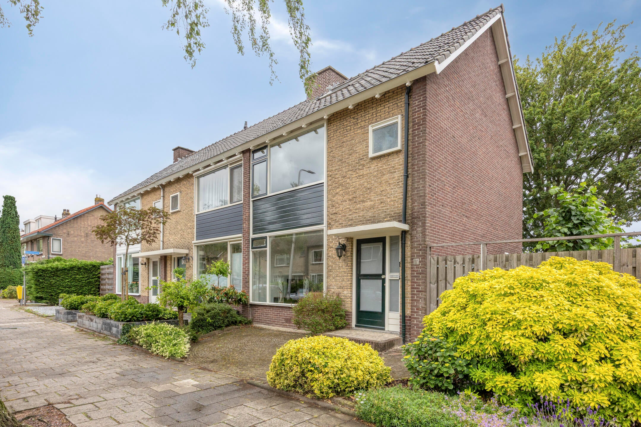 Huis Van Boetzelaerstraat 117 in Alphen aan den Rijn