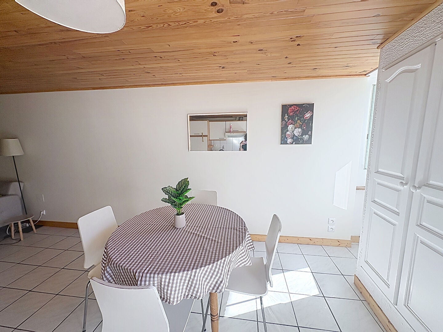 Maison Place de la Calade à Yssingeaux