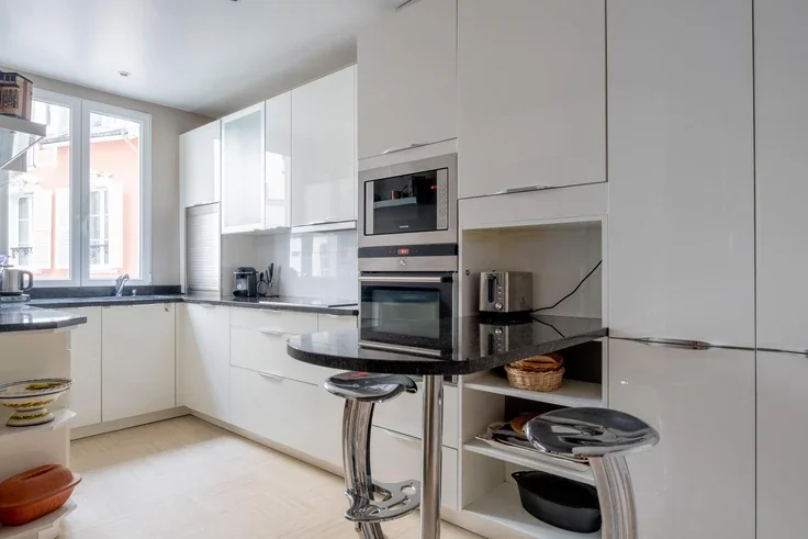 Flat Rue Ballu in Paris