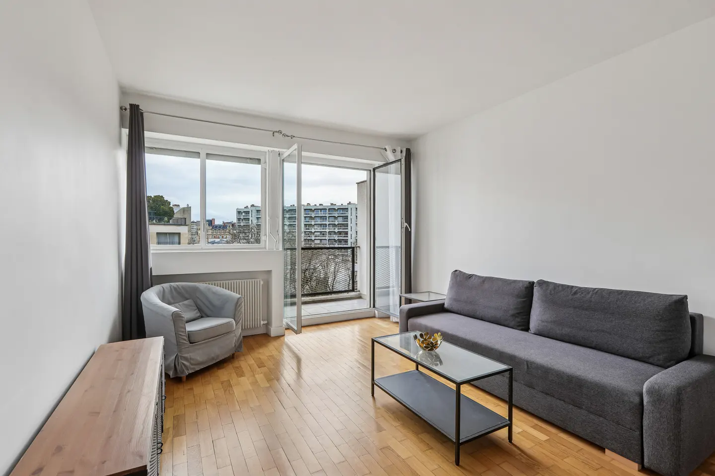 Flat Avenue de Montespan in Paris