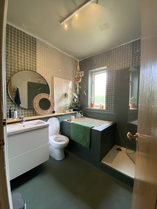 Room Hurlingham Road in Bristol