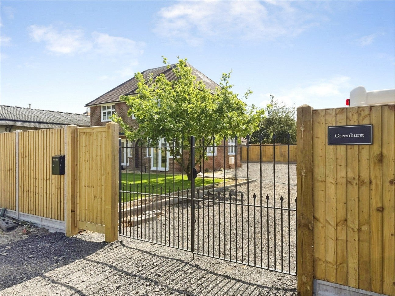 House Fitzalan Road in Arun