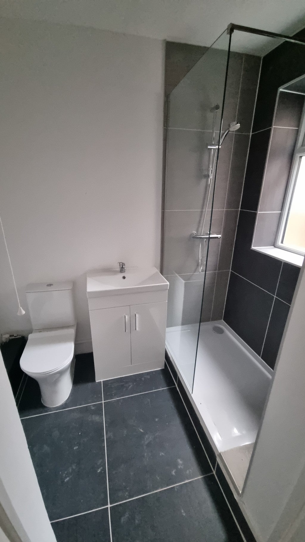 Flat Clewer Crescent in Greater London