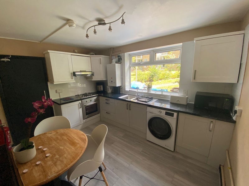 Room Denmark Hill in Greater London