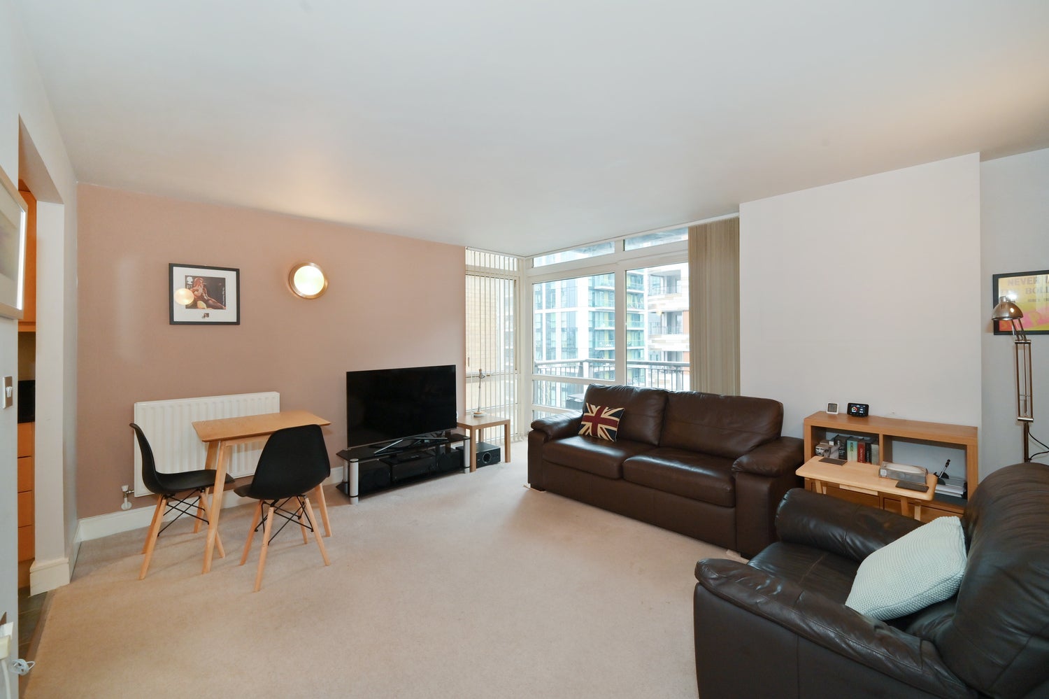 Flat Cassilis Road in Greater London