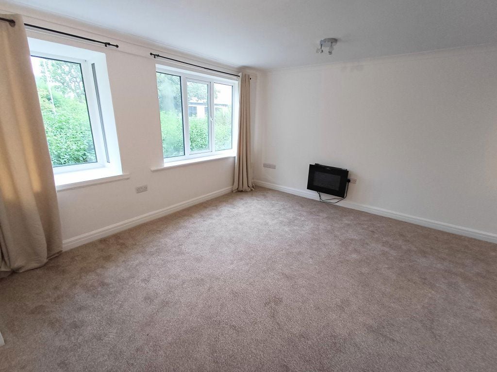 Flat Skipton Close in Hazel Grove