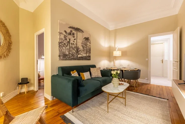 Appartement Avenue Bertie Albrecht à Paris