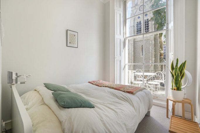 Flat Collingham Road in Greater London