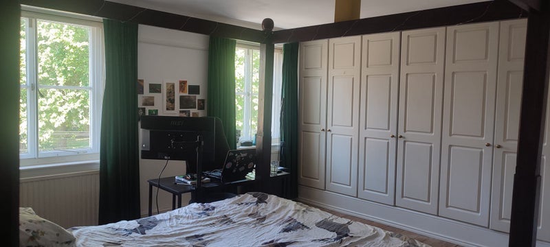 Room Bazely Street in Greater London