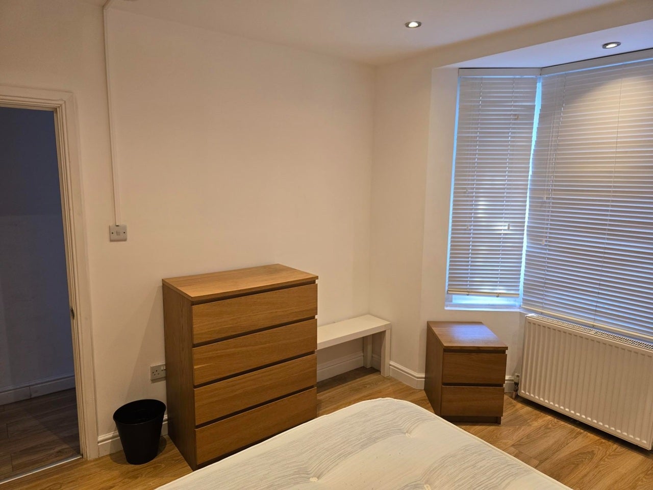 Room Shakespeare Road in Greater London