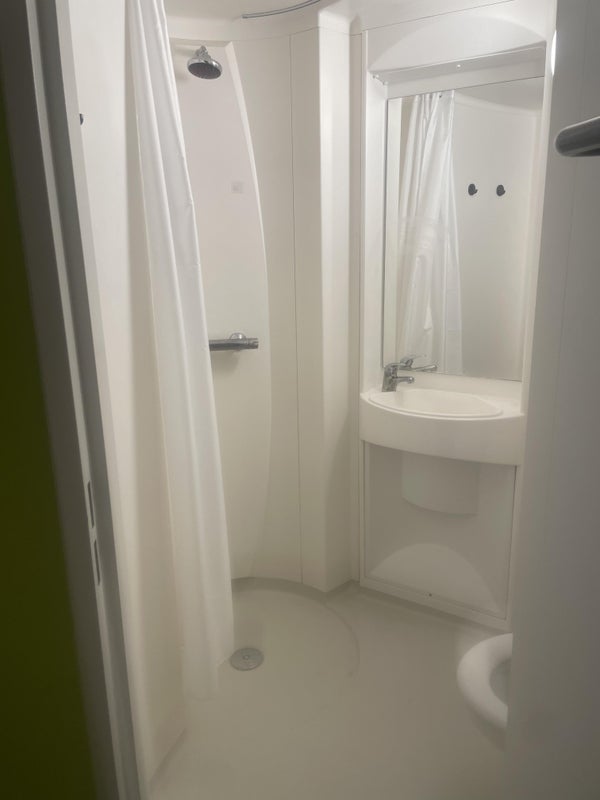 Room Heneage Street West in Birmingham