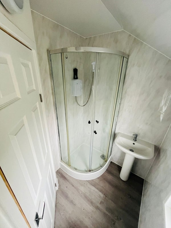 Room Old Tovil Road in Maidstone