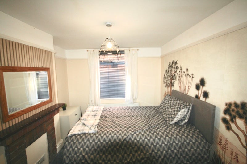 Room Commercial Road in South Kesteven