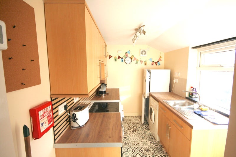 Room Commercial Road in South Kesteven